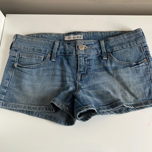 Guess shorts - Picture 1 of 4